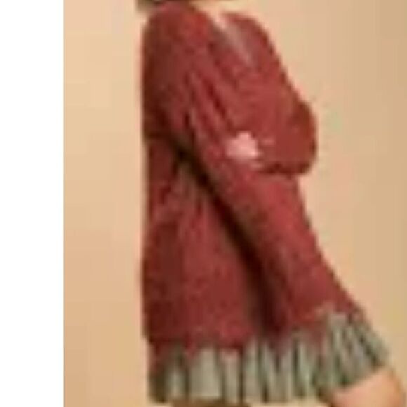 Umgee Frayed Vee Neck Oversized Knit Sweater - Size M - Picture 1 of 12